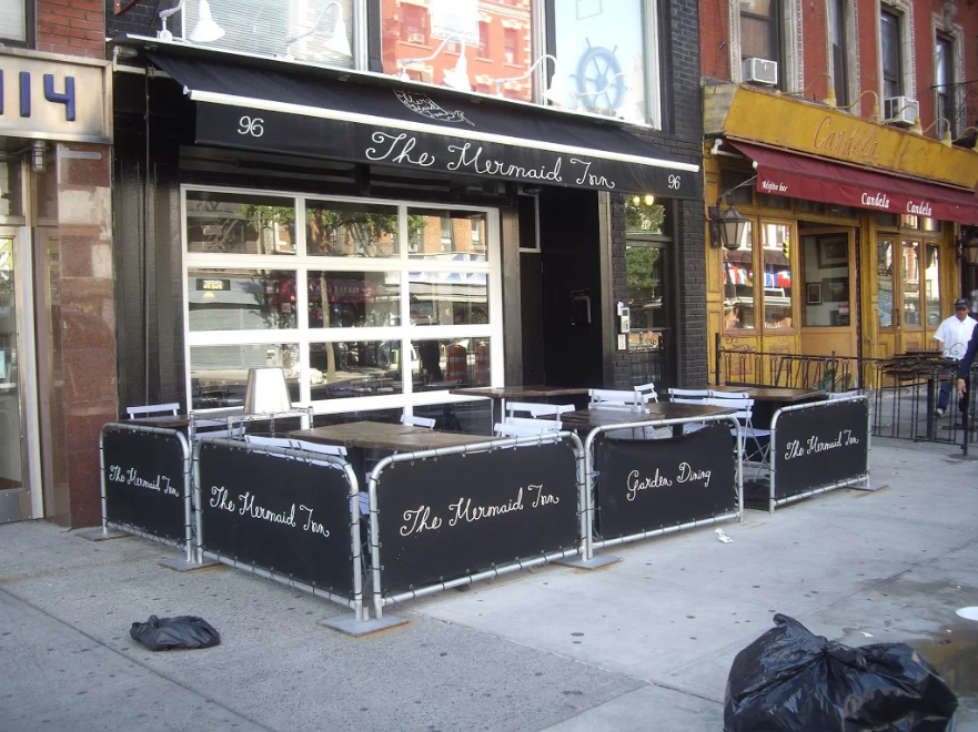 Commercial Glass & Bifold Doors for Restaurants/Coffee Shops